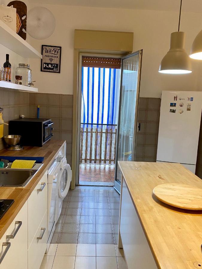 דירות גיארדיני נאקסוס Vacanzenaxos - Casa Frontemare מראה חיצוני תמונה
